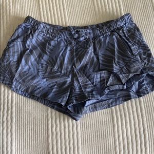 Aerie two pocket cotton shorts - m